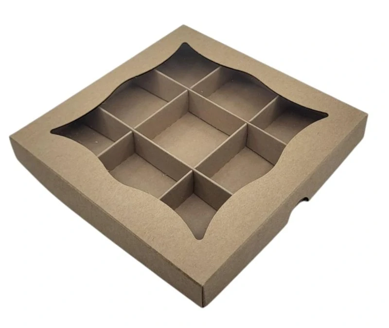 Ušatá dárková krabička přírodní s mřížkou na perníčky 15x15x2 cm