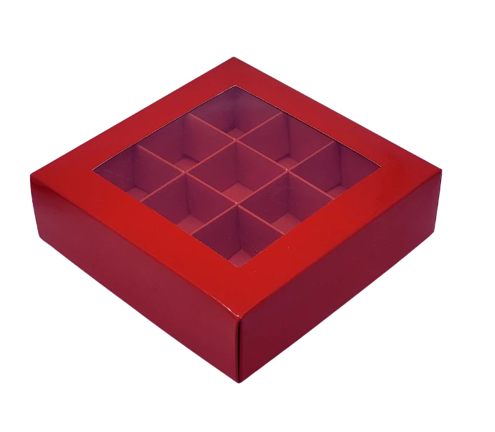 Elegantní krabička na 9 pralinek červená 14x14x4,2 cm