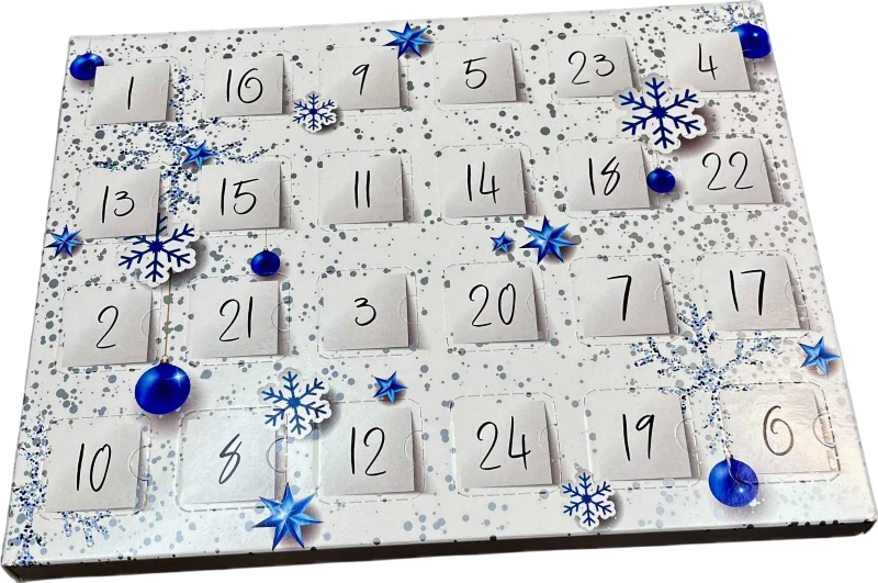 Adventní kalendář s plastovým blistrem  "Stříbrno-modrý"  28x22x2 cm, políčko 3,5x3,5 cm