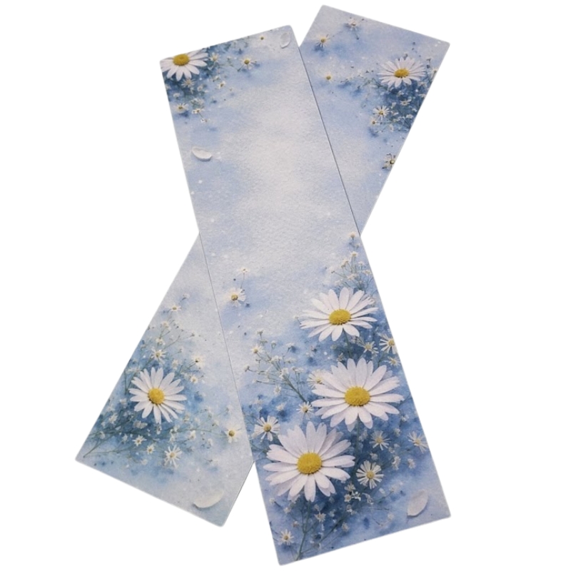 Kartička „Kopretiny v modrém“ 24 × 6,5 cm – 25 ks/balení