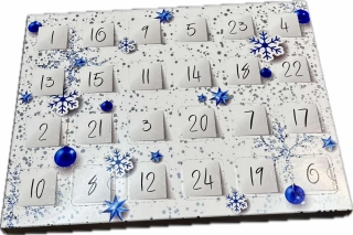 Adventní kalendář "Stříbrno-modrý" 28x28x2 cm
