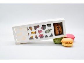 Krabička na makronky bílá se vzorovým okénkem na 4 ks  13x6x4 cm